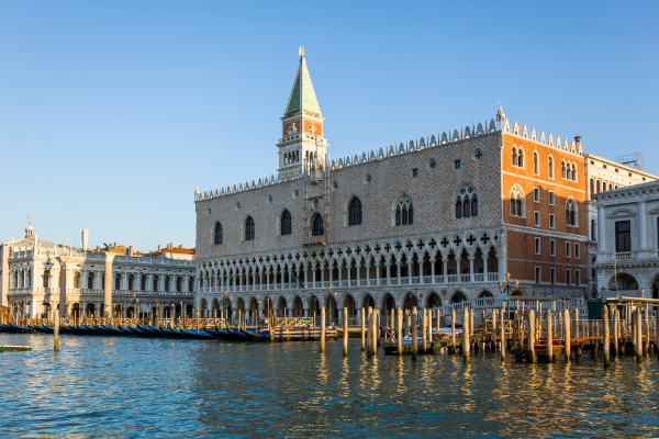 iconic building image