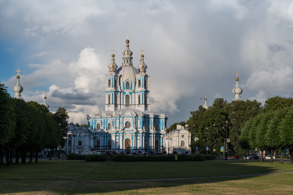 iconic building image