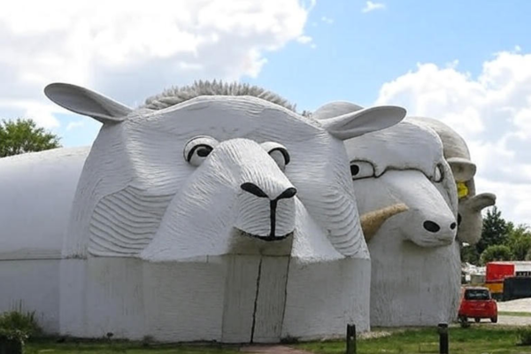 iconic building image