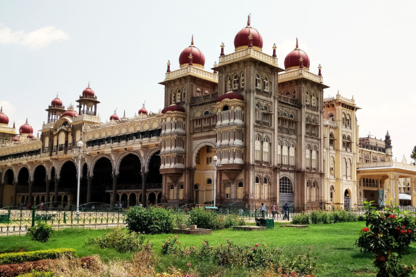 iconic building image