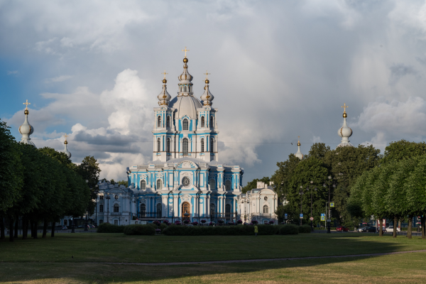iconic building image